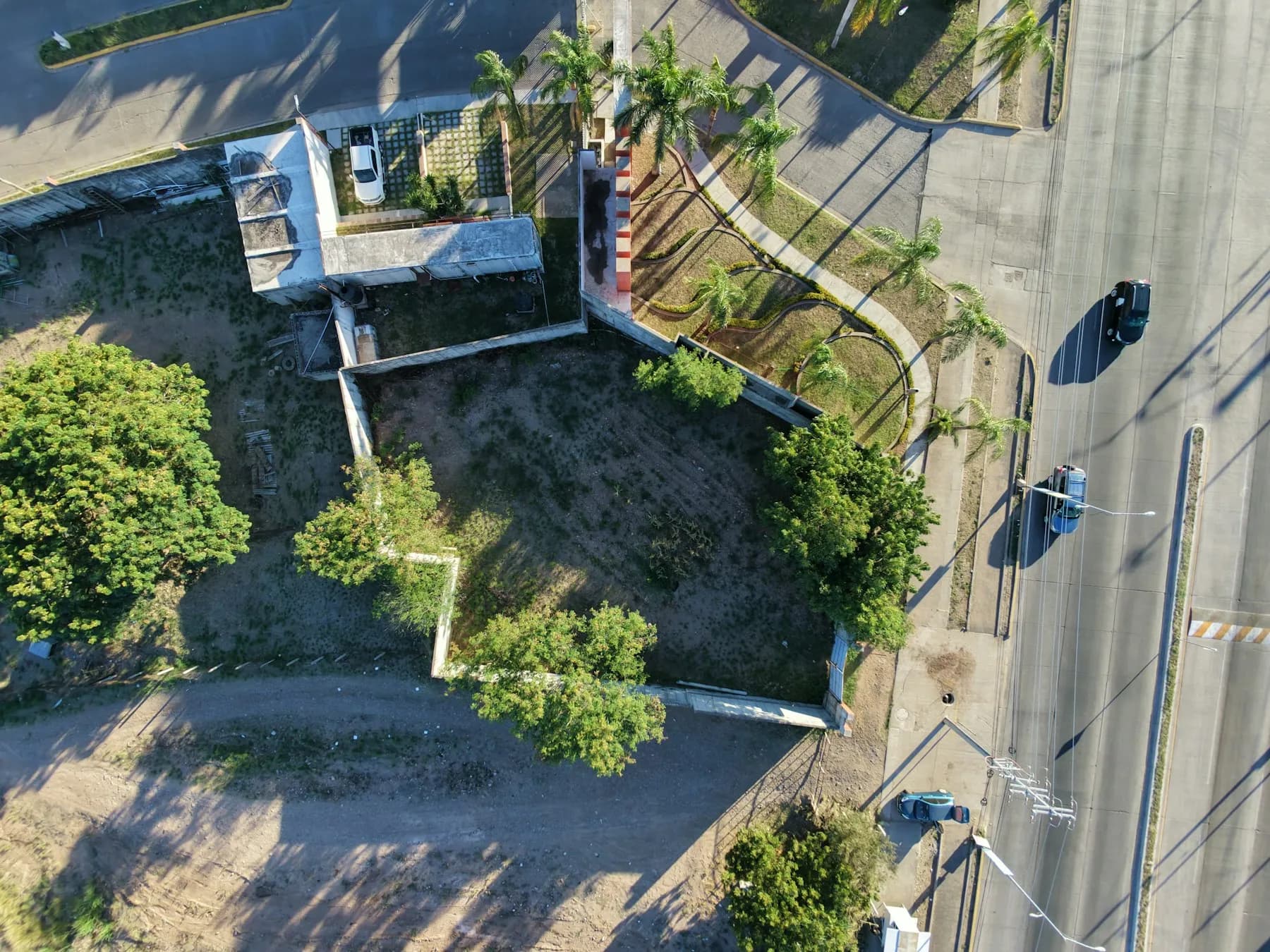 Outdoor land