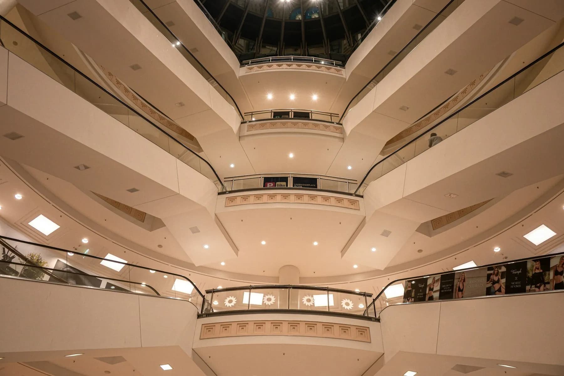 Shopping mall space